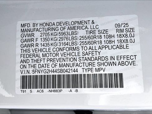 New 2025 Honda Pilot EX-L image 8