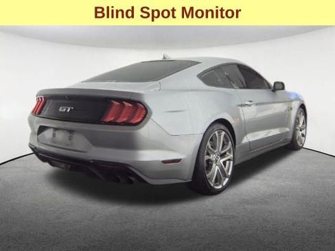 Used 2021 Ford Mustang GT Premium w/ Equipment Group 401A image 5