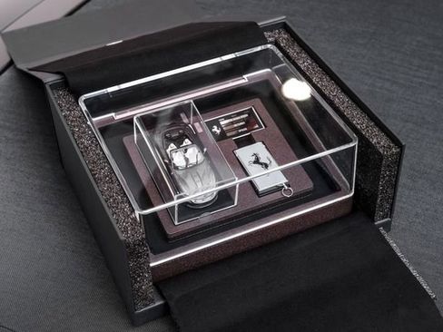 Used 2025 Ferrari Roma Spider image 26