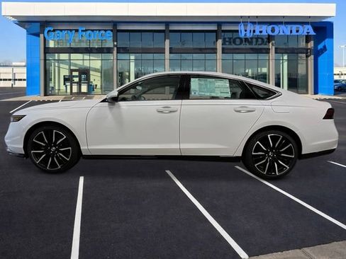 New 2026 Honda Accord Touring image 2