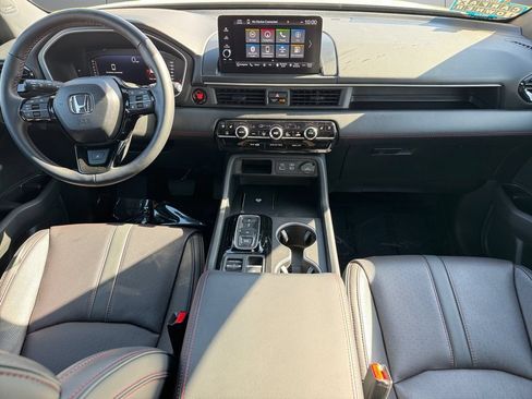 Used 2025 Honda Pilot Black Edition image 12