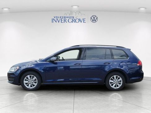 Used 2016 Volkswagen Golf S FWD image 4