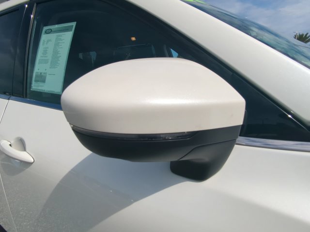 Used 2024 Nissan Pathfinder SL w/ SL Premium Package FWD image 12