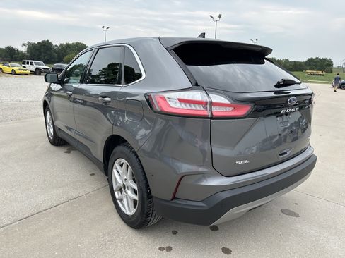 Used 2024 Ford Edge SEL AWD/4WD image 7