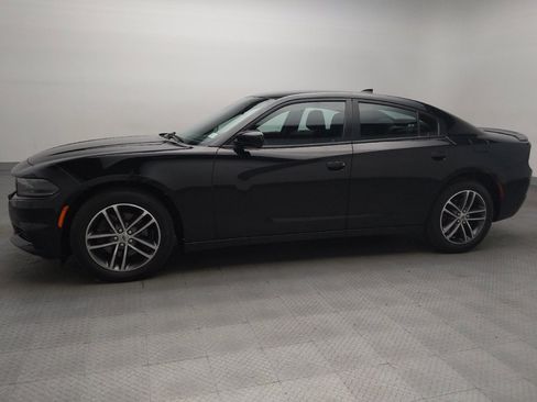 Used 2019 Dodge Charger SXT AWD/4WD image 2
