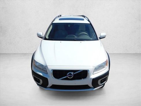 Used 2012 Volvo XC70 T6 AWD/4WD image 3