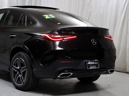 Certified 2025 Mercedes-Benz GLC 300 4MATIC image 8
