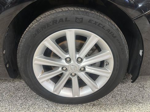 Used 2014 Toyota Camry XLE FWD image 9