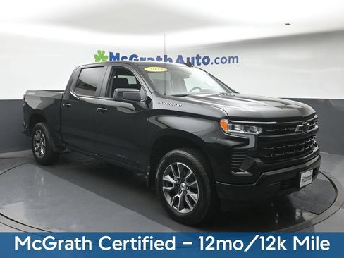 Used 2025 Chevrolet Silverado 1500 RST AWD/4WD image 2