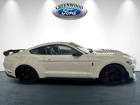 Certified 2021 Ford Mustang Shelby GT500 w/ Technology Package image 3