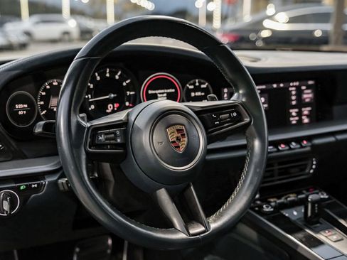 Used 2020 Porsche 911 Carrera 4S image 15