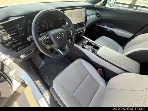Used 2024 Lexus RX 350 Premium w/ Accessory Package (Z1) FWD image 14