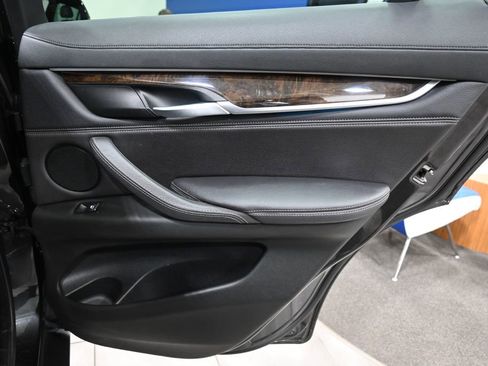 Used 2019 BMW X6 xDrive35i image 17