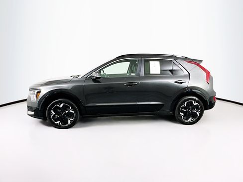 Used 2023 Kia Niro Wind w/ Wind Preserve Package FWD image 4