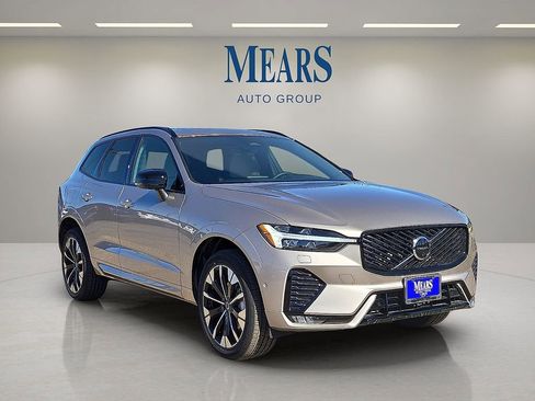 New 2026 Volvo XC60 B5 Plus w/ Protection Package Premier image 7