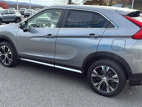 Used 2020 Mitsubishi Eclipse Cross SE image 11