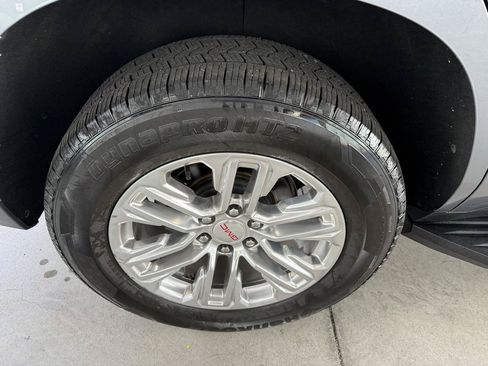 Used 2021 GMC Yukon SLT AWD/4WD image 47