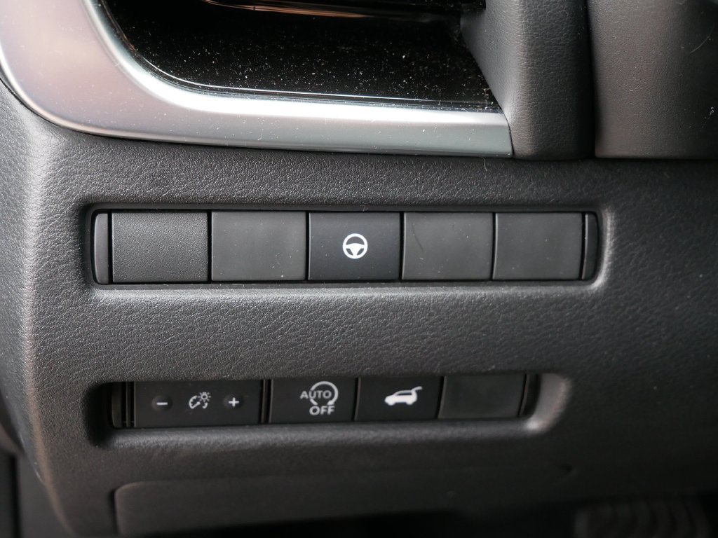 Used 2023 Nissan Rogue SL w/ SL Premium Package AWD/4WD image 18