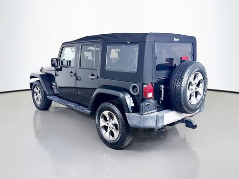Used 2015 Jeep Wrangler Unlimited Sahara w/ Max Tow Package AWD/4WD image 10