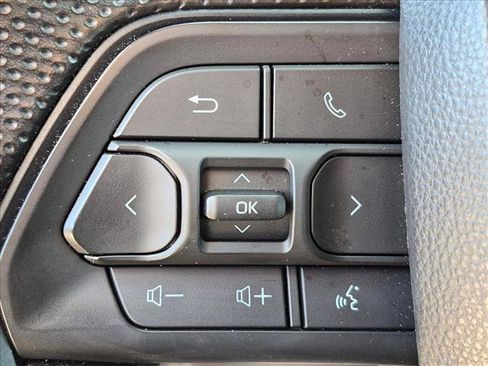 Used 2024 Toyota Tacoma SR5 AWD/4WD image 13