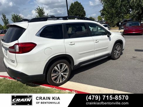 Used 2022 Subaru Ascent Limited w/ Technology Package AWD/4WD image 7