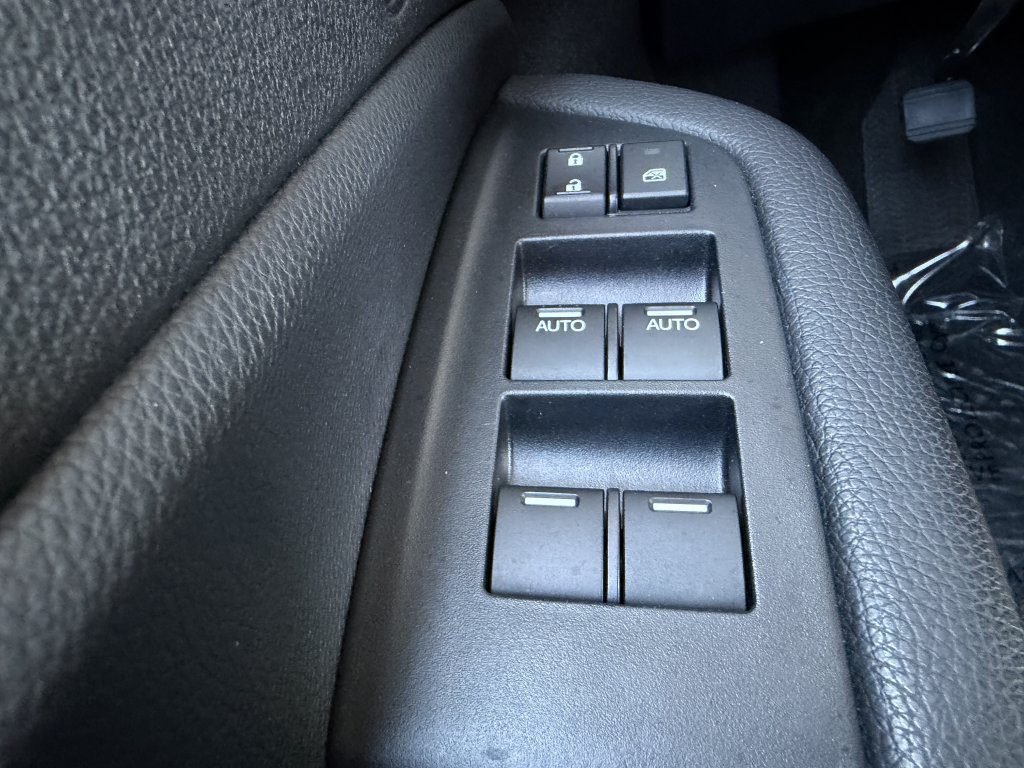 Used 2022 Honda Pilot Sport image 25