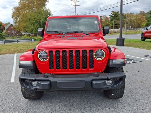 Used 2021 Jeep Gladiator Sport image 2