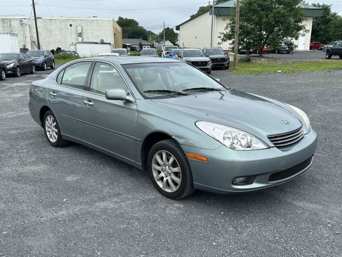 Used 2004 Lexus ES 330 FWD image 2
