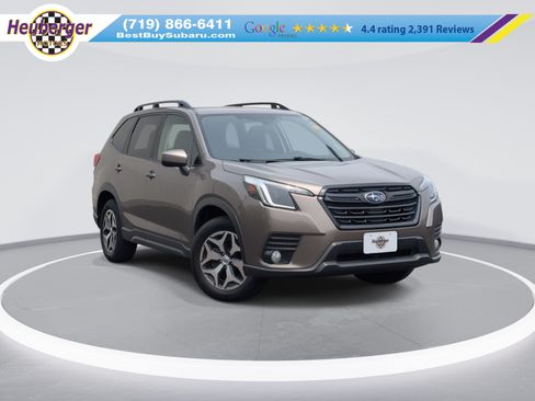 Used 2023 Subaru Forester Premium AWD/4WD image 1