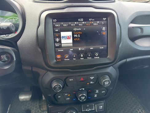 Used 2022 Jeep Renegade Altitude image 13