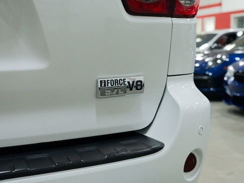 Used 2010 Toyota Sequoia Limited image 10