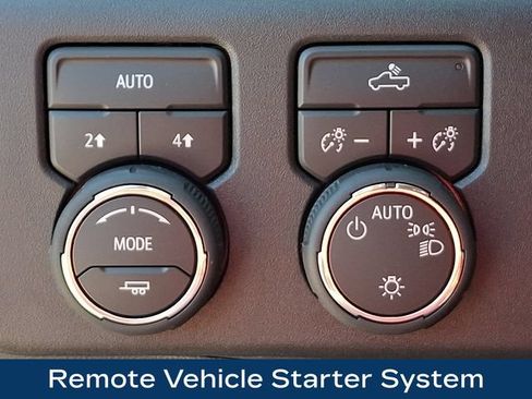 Used 2026 Chevrolet Silverado 1500 LT AWD/4WD image 9
