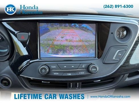 Used 2017 Buick Envision Essence AWD/4WD image 7