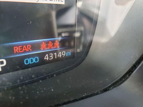 Used 2021 Toyota Corolla SE w/ Carpet Mat Package (TMS) image 42