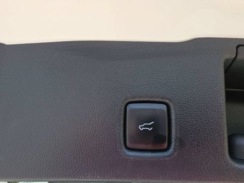 Used 2024 Ford Escape ST-Line w/ Tech Pack #1 FWD image 14