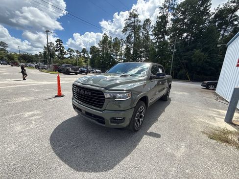 Used 2026 RAM 1500 Laramie w/ Sport Appearance Package AWD/4WD image 4
