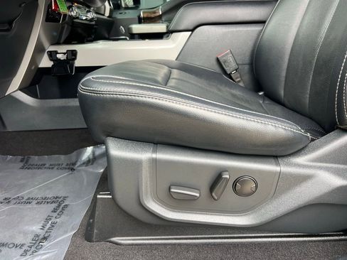 Used 2022 Ford F250 Lariat w/ Lariat Value Package image 31