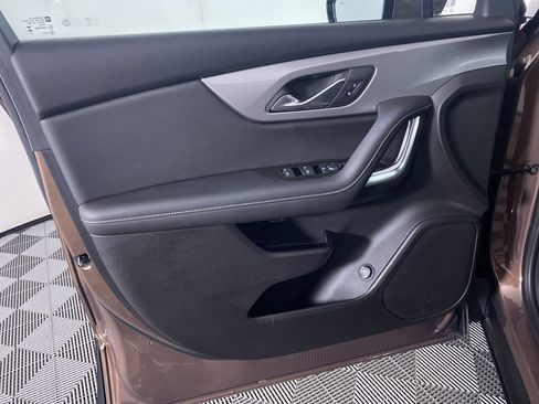 Certified 2024 Chevrolet Blazer LT w/ Convenience Package image 11