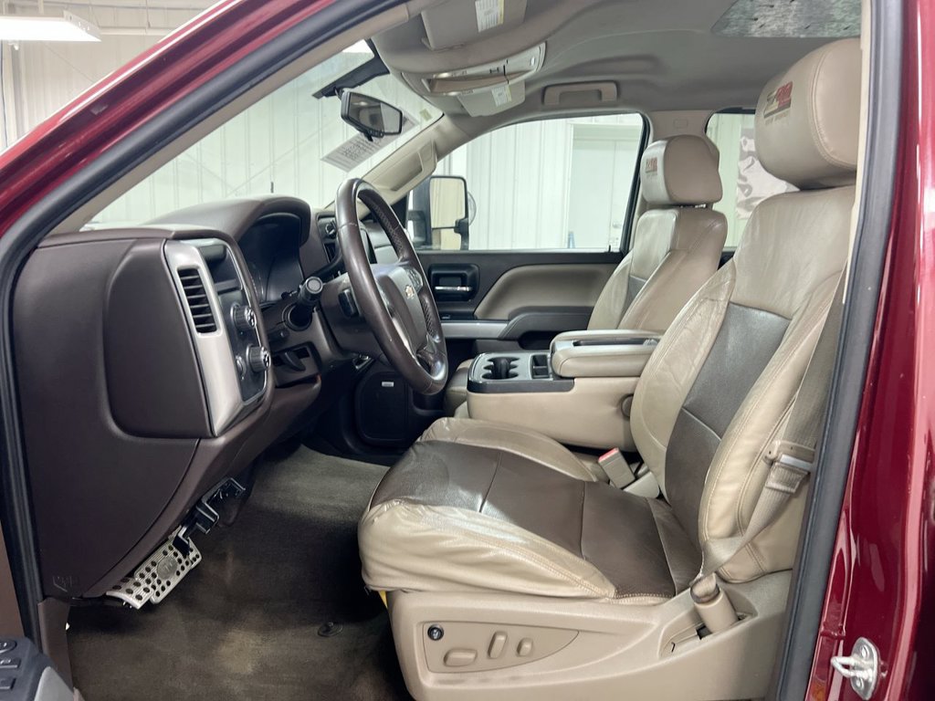 Used 2014 Chevrolet Silverado 1500 LT w/ All Star Edition AWD/4WD image 19
