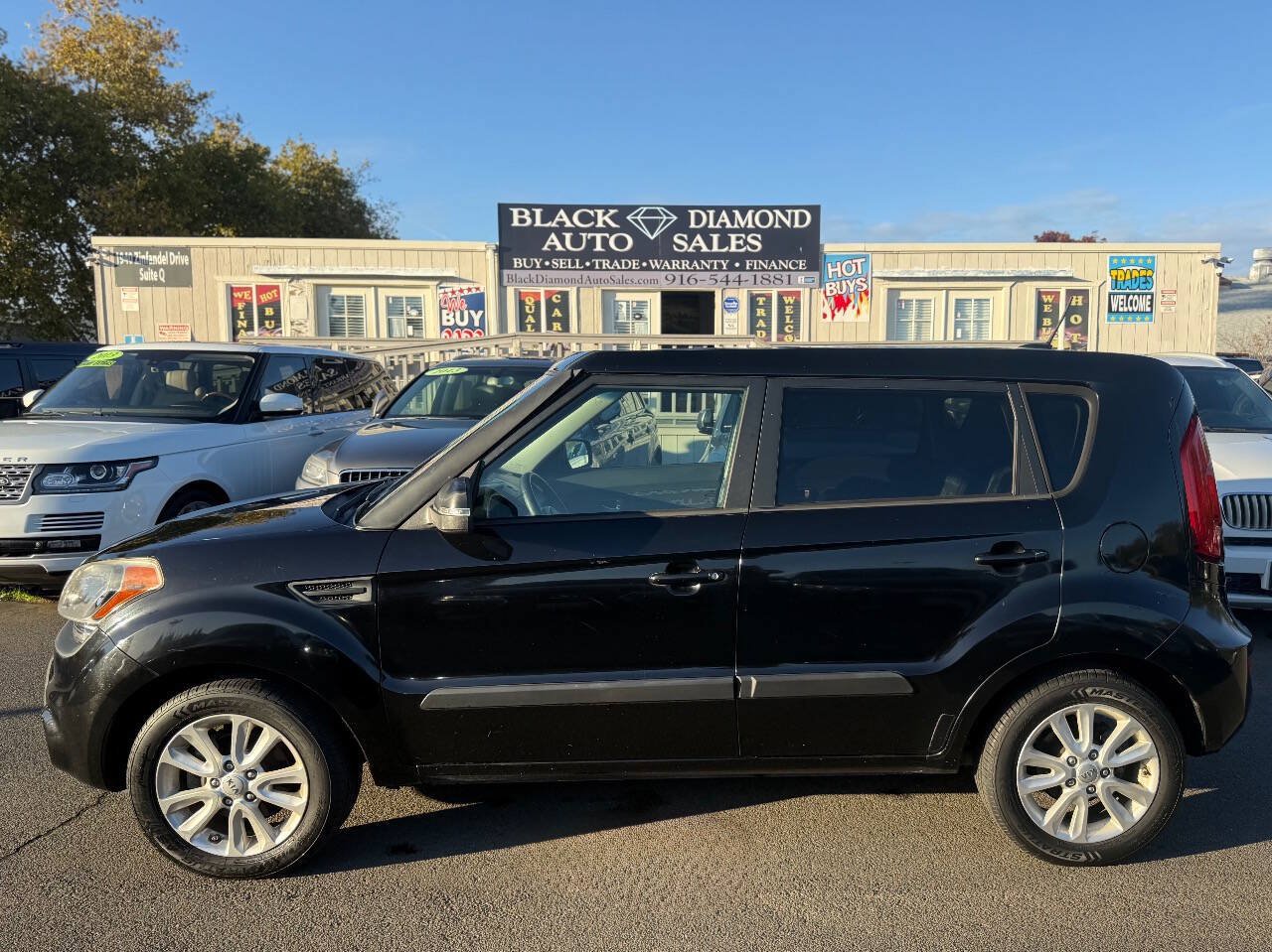 Used 2012 Kia Soul + FWD image 1
