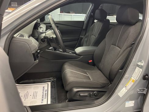 Used 2025 Honda Accord Sport image 11