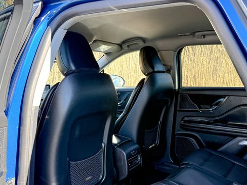 Used 2021 Lincoln Corsair AWD w/ Equipment Group 101A image 20