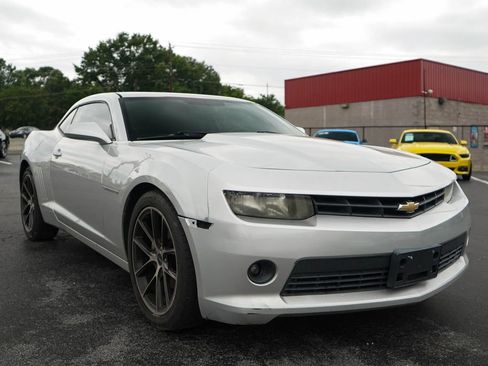 Used 2015 Chevrolet Camaro LT RWD image 33
