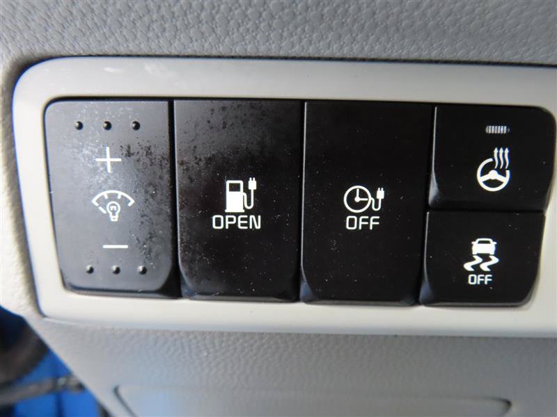 Used 2017 Kia Soul EV FWD image 19