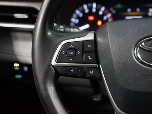 Certified 2024 Toyota Highlander LE image 14