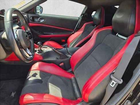 Used 2024 Nissan Z Performance w/ Floor Mat Package RWD image 16