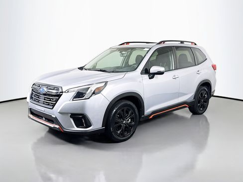 Used 2024 Subaru Forester Sport image 4
