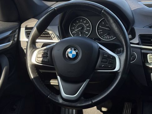 Used 2017 BMW X1 xDrive28i AWD/4WD image 19