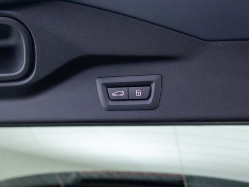 New 2026 BMW X7 xDrive40i w/ M Sport Package image 33