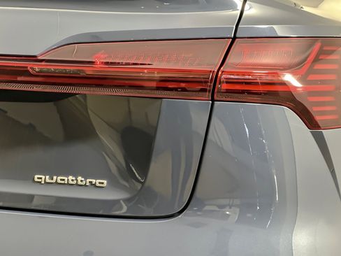 Used 2023 Audi e-tron Prestige w/ Prestige Package image 26